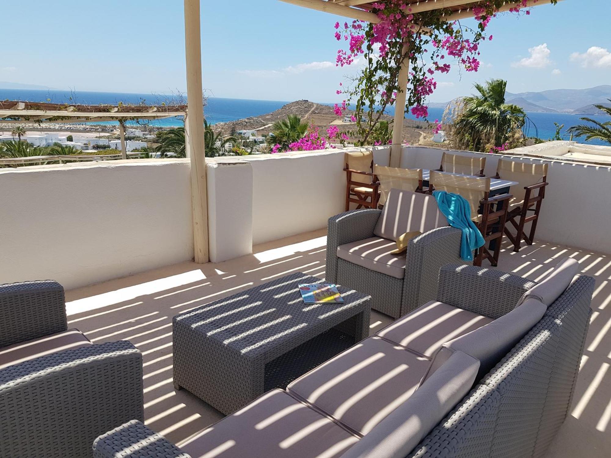 Kavos Naxos Aparthotel 3*
