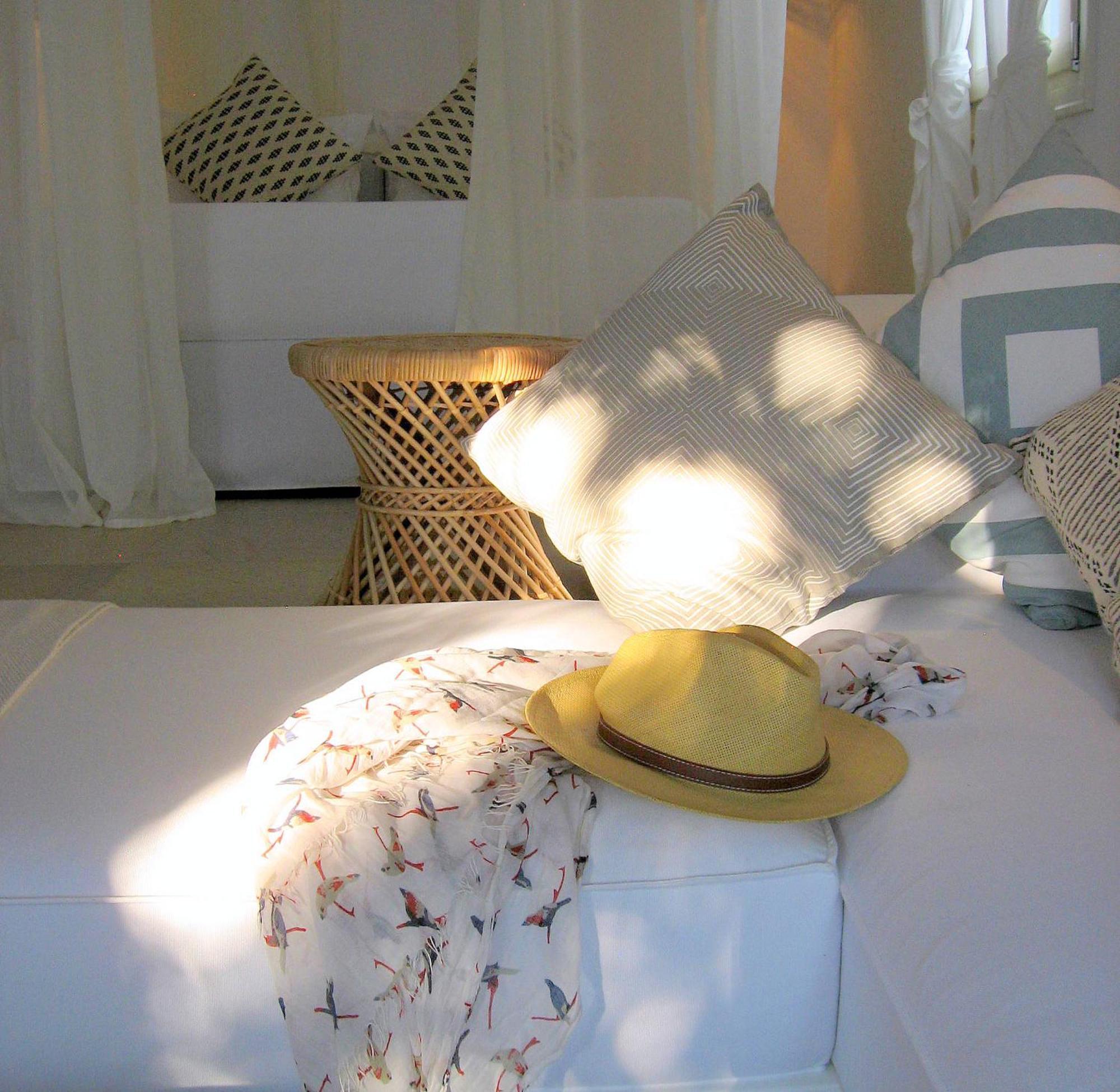 Kavos Naxos Aparthotel